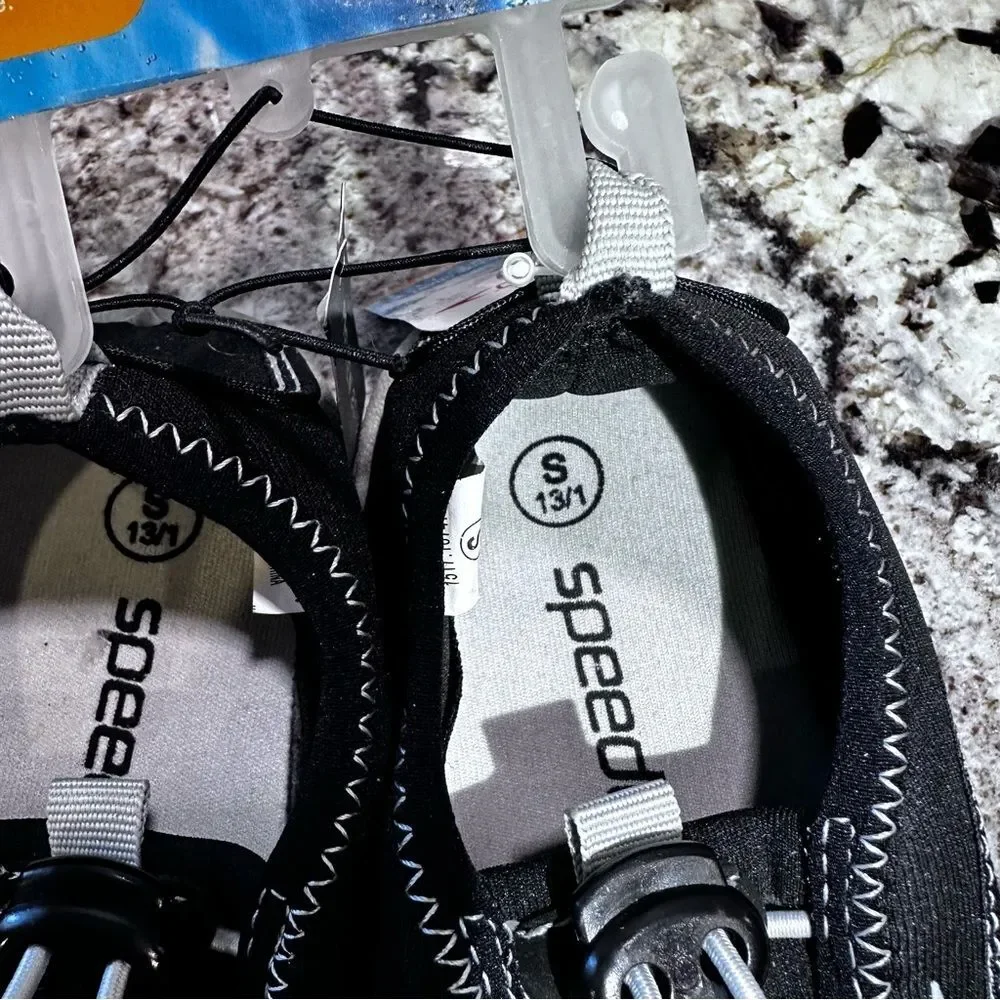 NWT Speedo Water Shoes